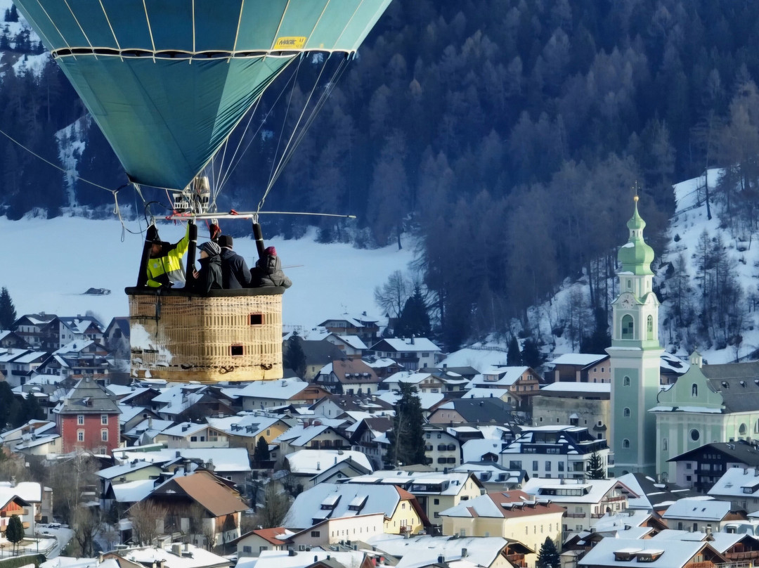 Ballooning in Florence-佩萨河谷圣卡夏诺必去景点