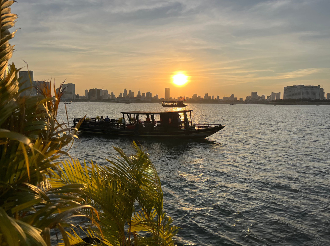 Kanika Boat-金边必去景点