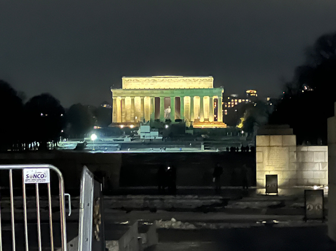 Wheel The People Pedicab Tours-华盛顿特区必去景点