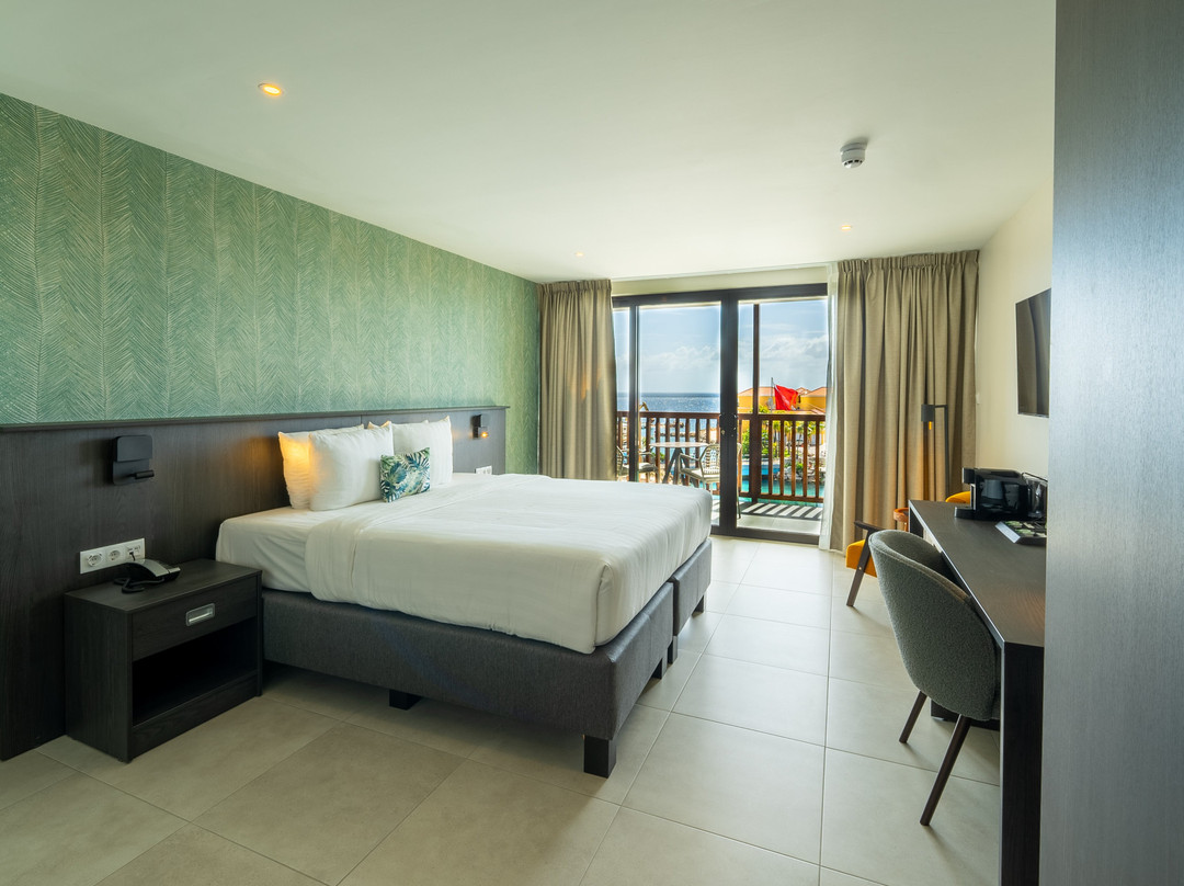 LionsDive Beach Resort主图