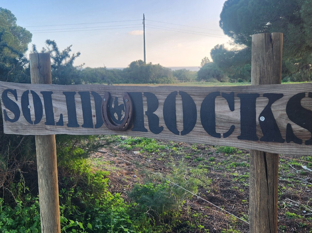 Solid Rocks Algarve Horse Trail Adventures景点图片