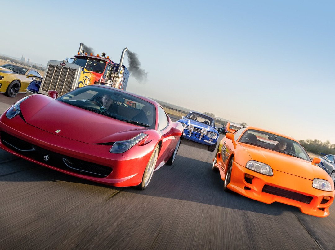 Car Chase Heroes景点图片