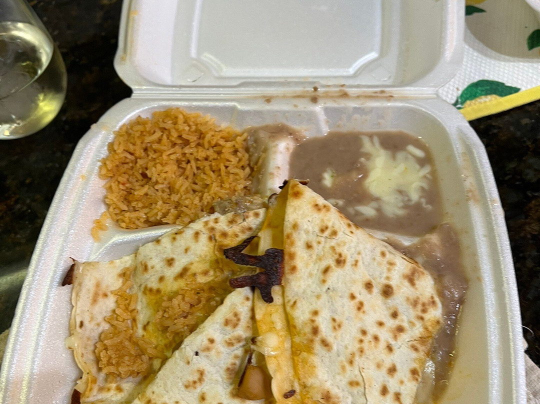 El Indio Restaurante & Taqueria