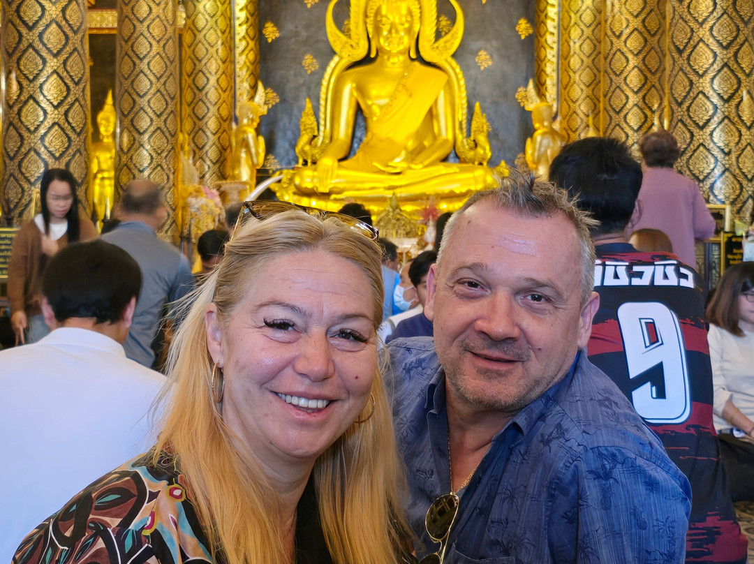 Phra Buddha Chinnarat景点图片
