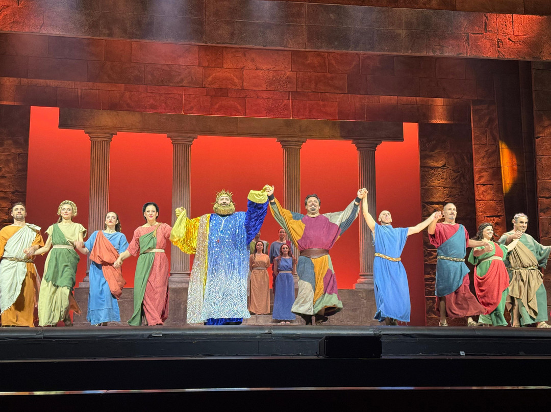 阿尔钦博第剧院-米兰必去景点