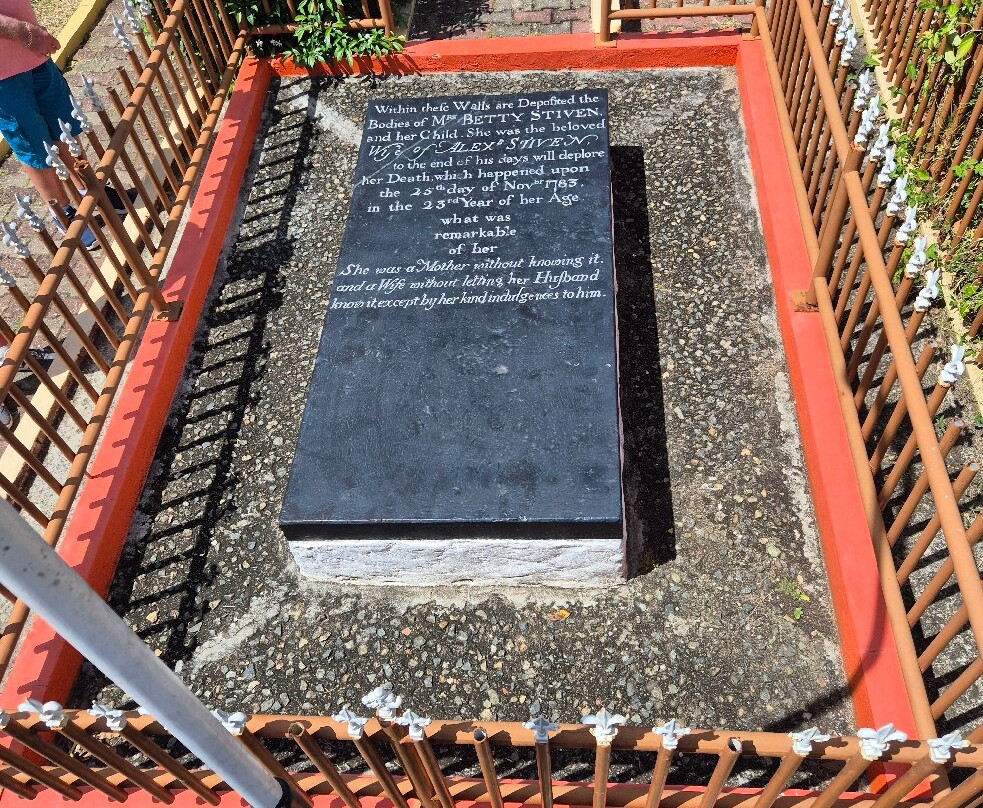 Mystery Tombstone-Plymouth必去景点