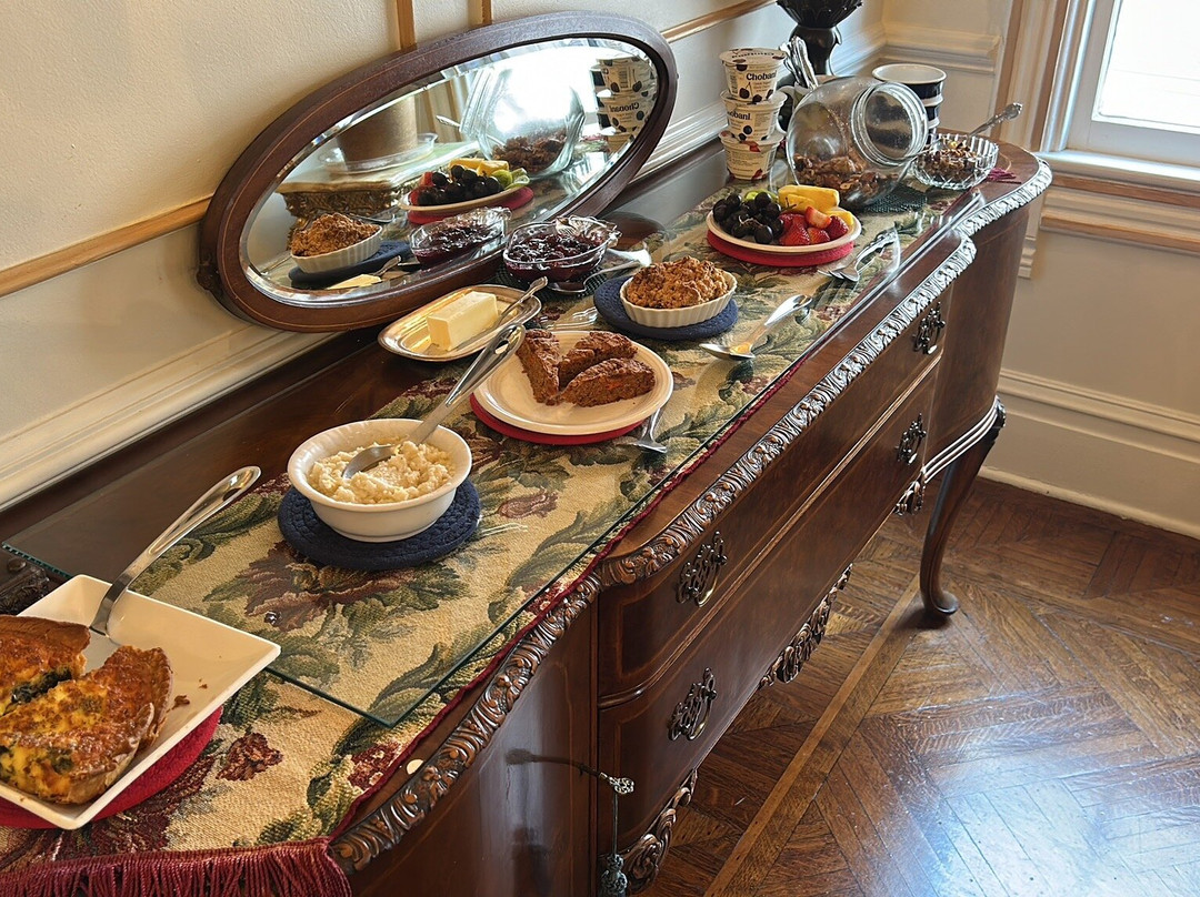 Amethyst Garden Inn主图