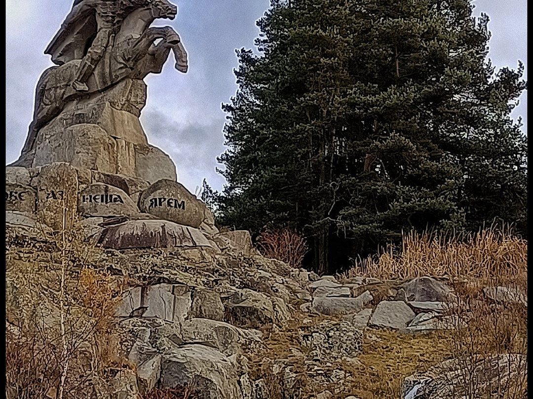 Georgi Benkovski Monument景点图片