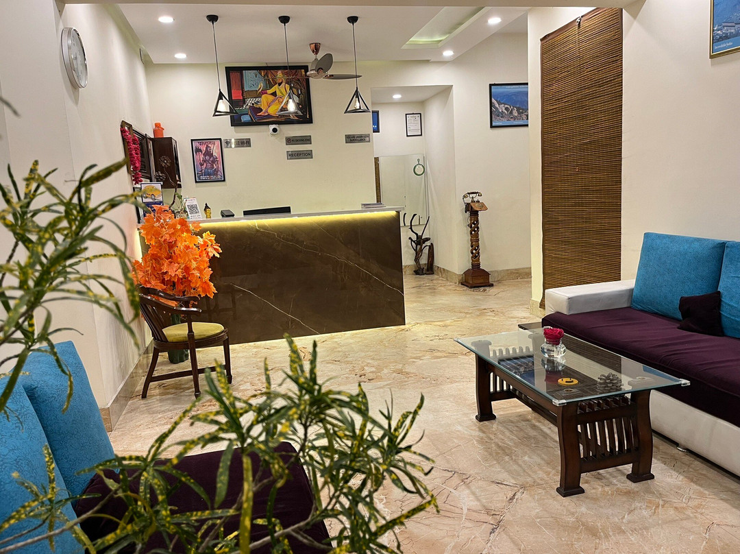 Hotel Guru Surbhi主图