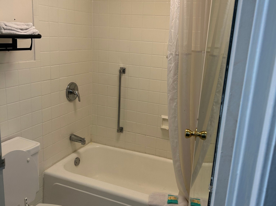 Wilkes Barre Inn & Suites