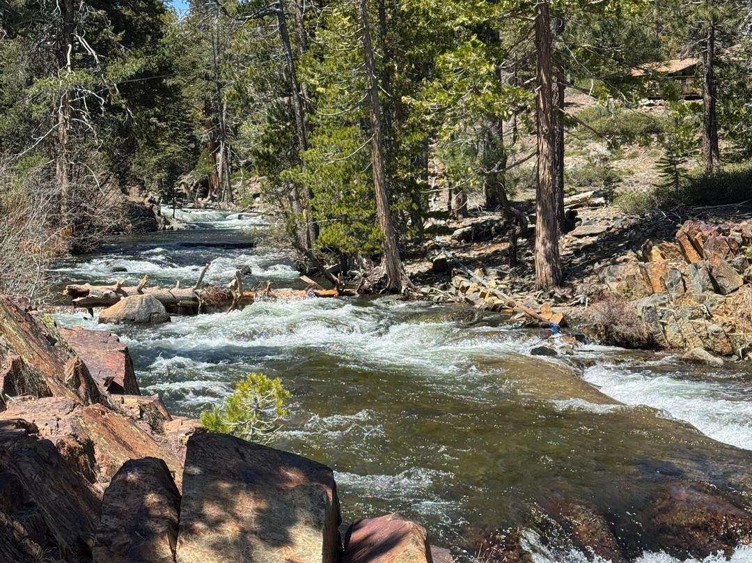 Glen Alpine Falls-南太浩湖必去景点