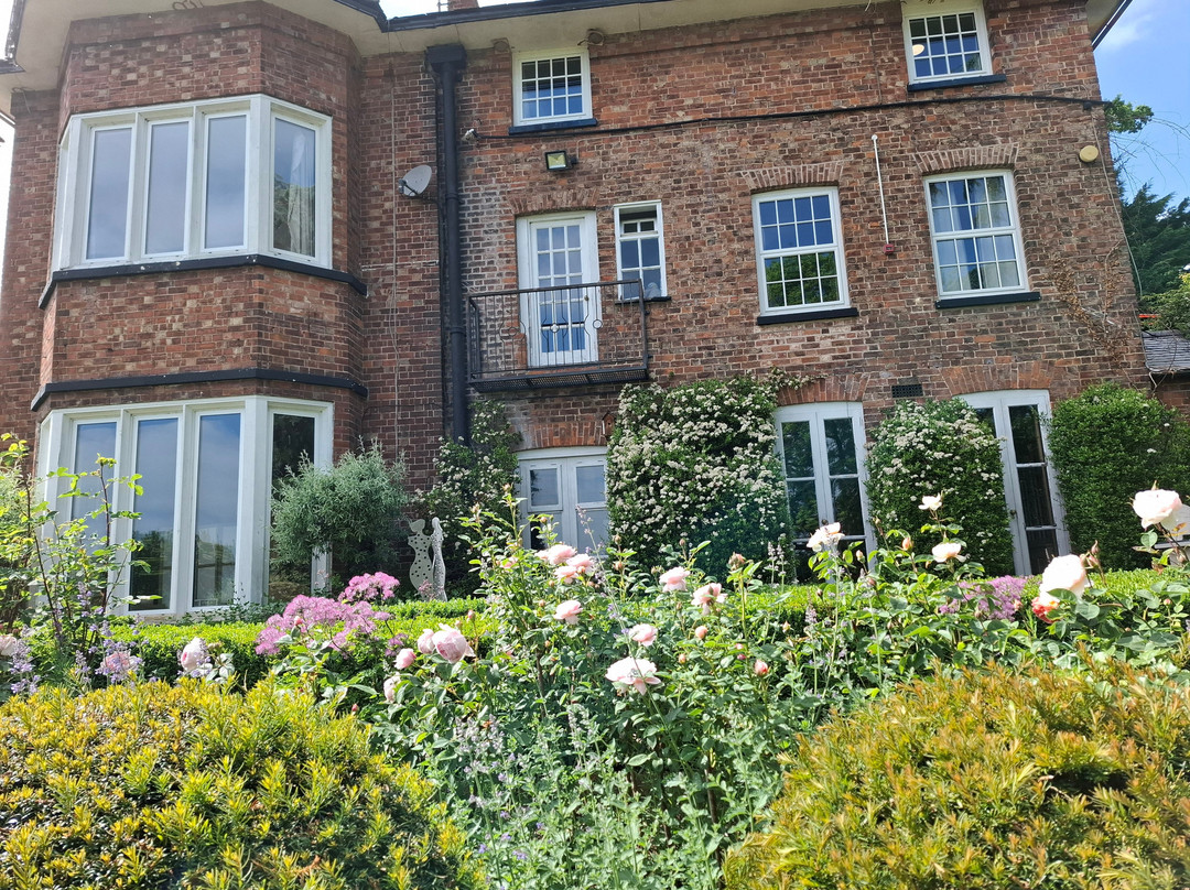 Showborough House Sculpture Garden-图克斯伯里必去景点