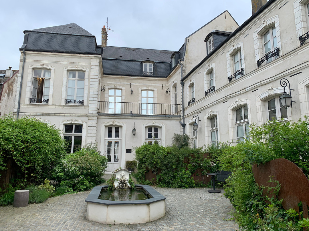 Hotel Loysel le Gaucher主图