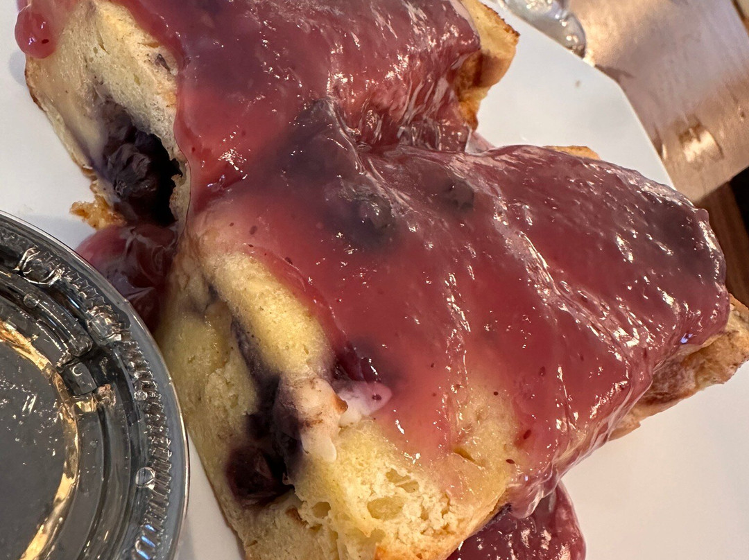 蓬塔戈尔达海港福朋喜来登酒店主图