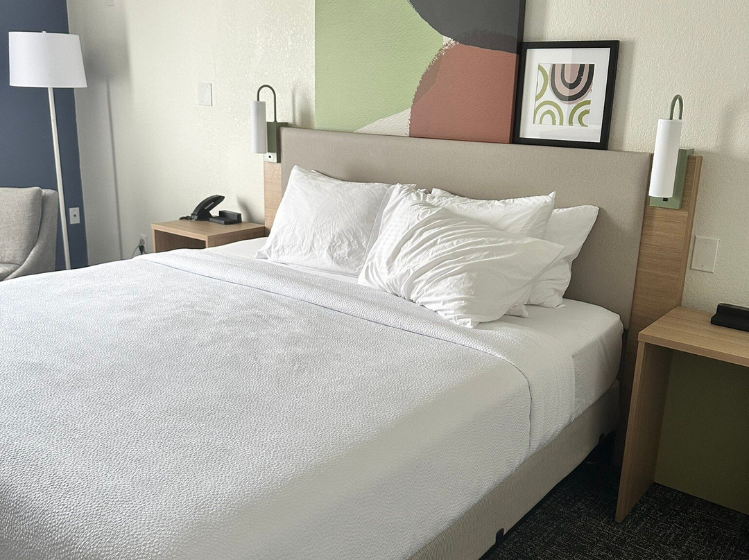 Spark By Hilton Daleville Roanoke North主图