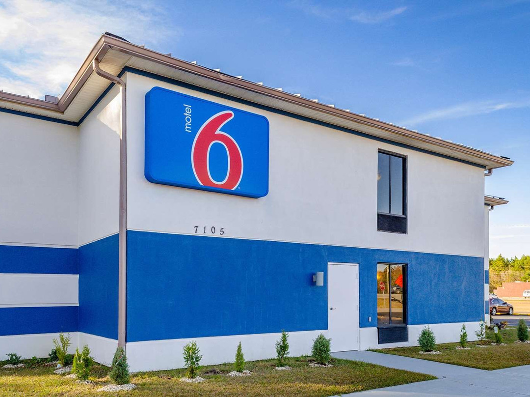 Motel 6 Moss Point, MS