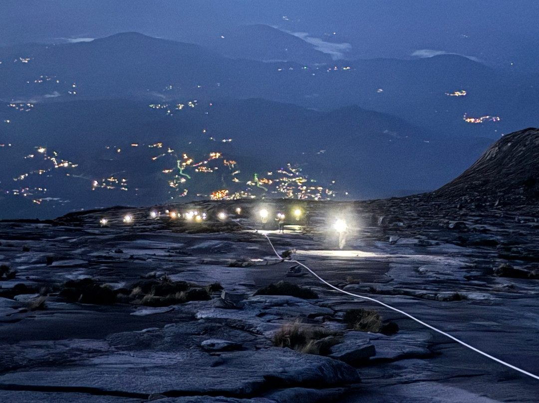 Let's Climb Mount Kinabalu-亚庇区必去景点