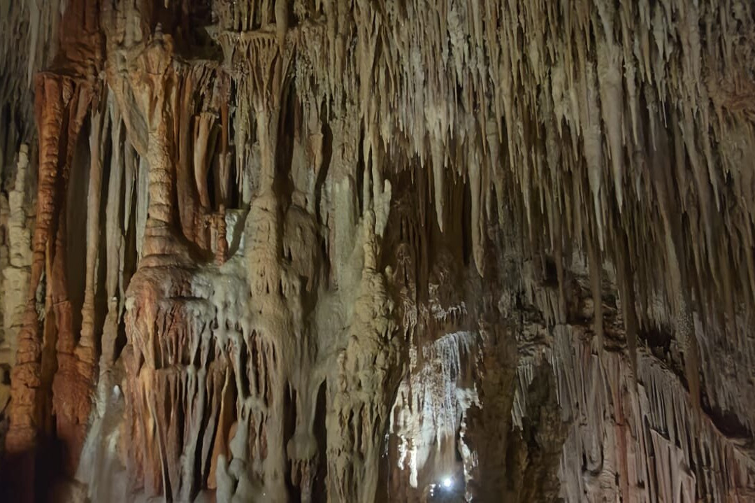 Kastania Cave-Kastania必去景点