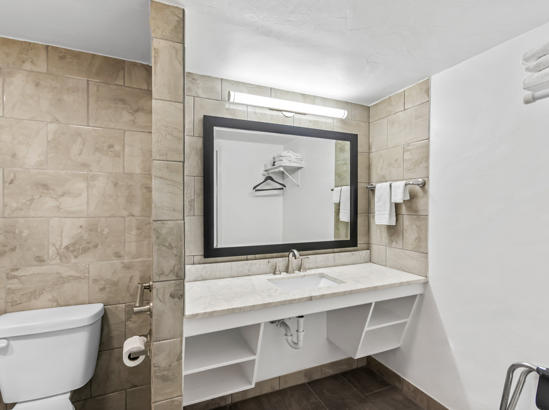 Americas Best Value Inn & Suites Williamstown主图