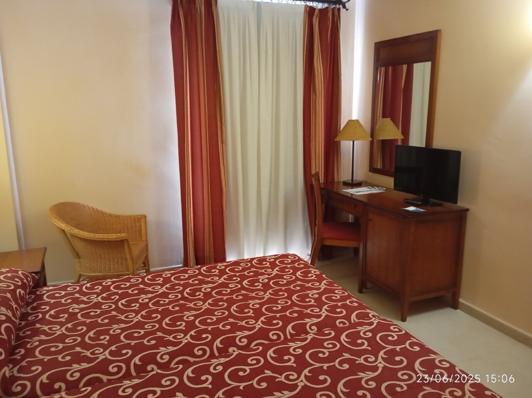 Gran Hotel Ciudad Del Sur主图