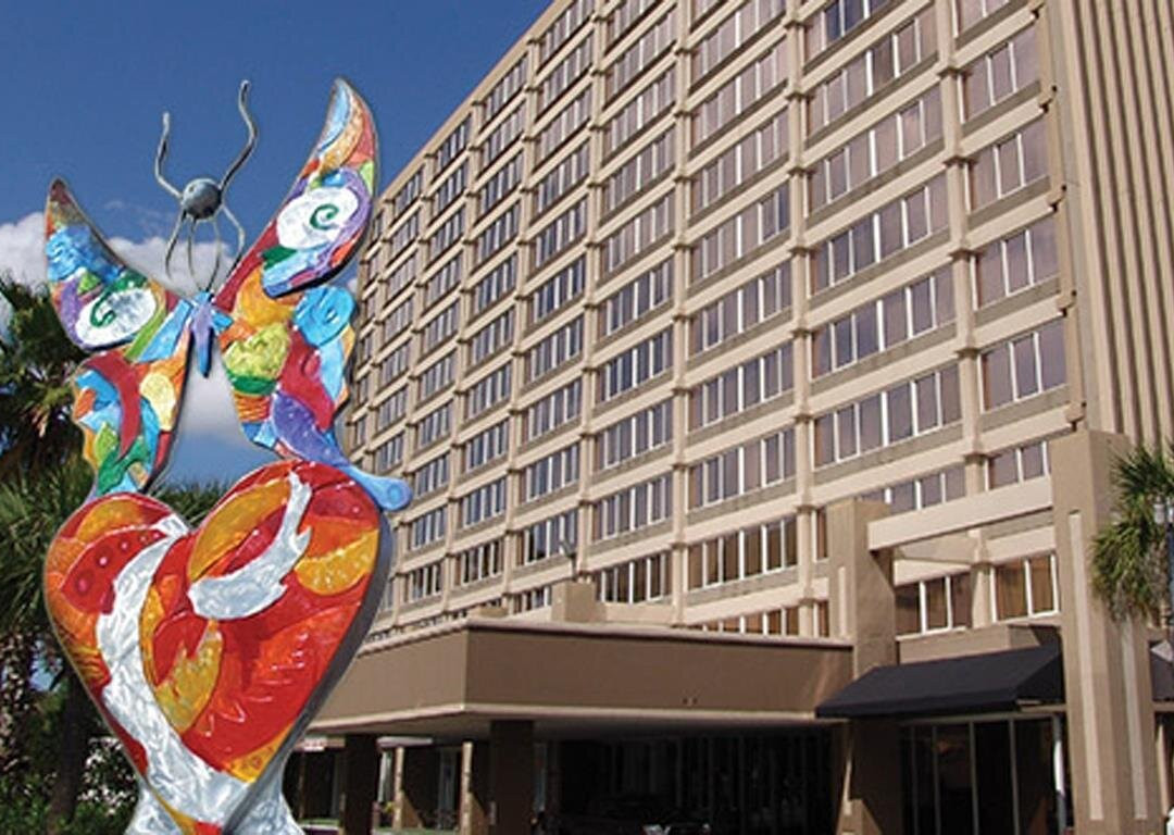 坦帕河堤豪生广场酒店