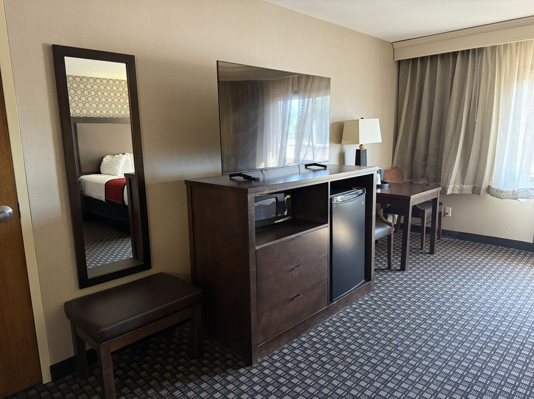 Best Western Plus Ramkota Hotel主图