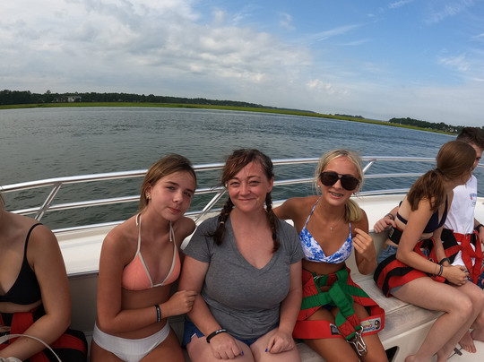 Sky Pirate Parasail-希尔顿头岛必去景点