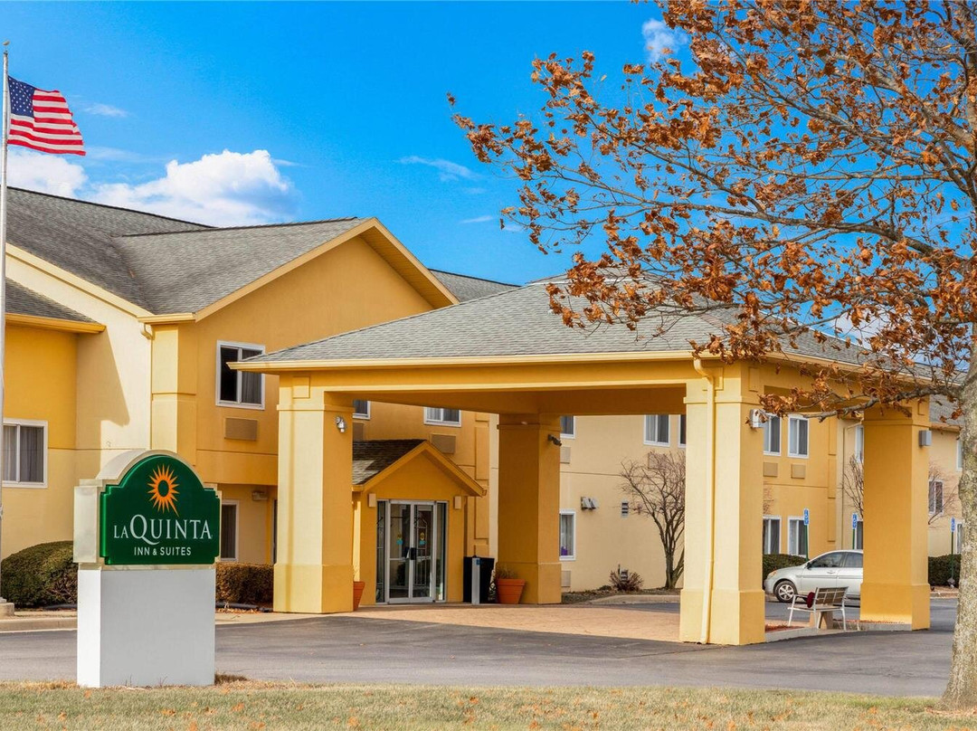 Kirklin酒店住宿-La Quinta Inn & Suites by Wyndham Frankfort