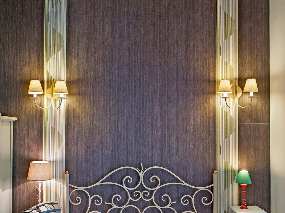 Polys Guesthouse主图