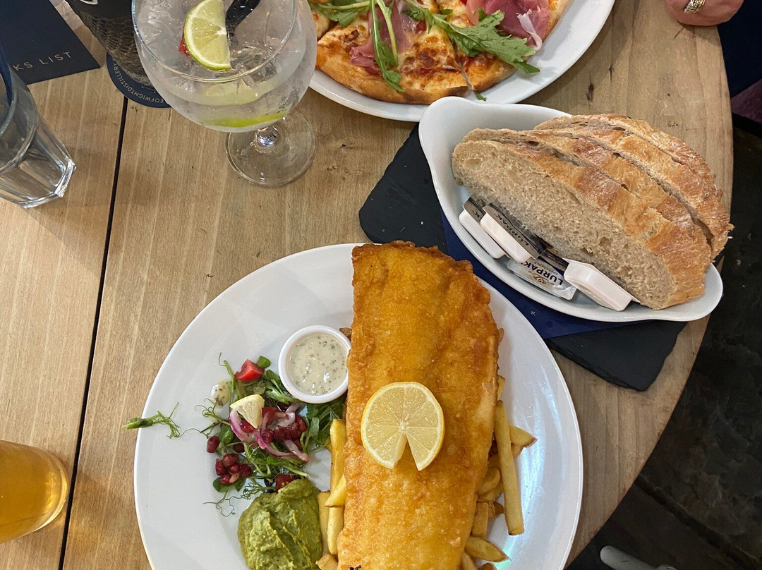 Isle Of Wight Distillery-赖德必去景点