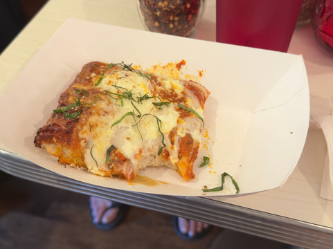 Pizza City USA-芝加哥必去景点