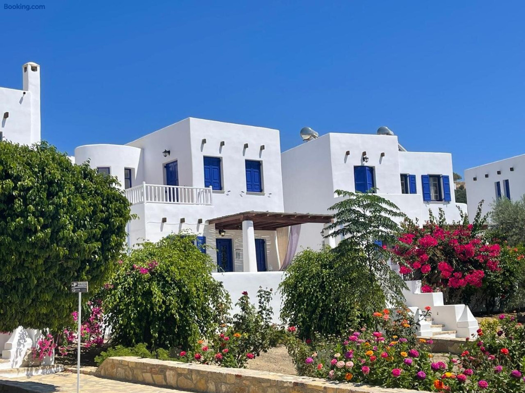 Niriedes Villas主图