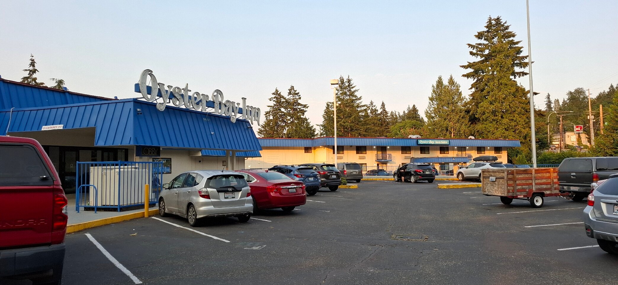 Oyster Bay Inn & Suites-官方