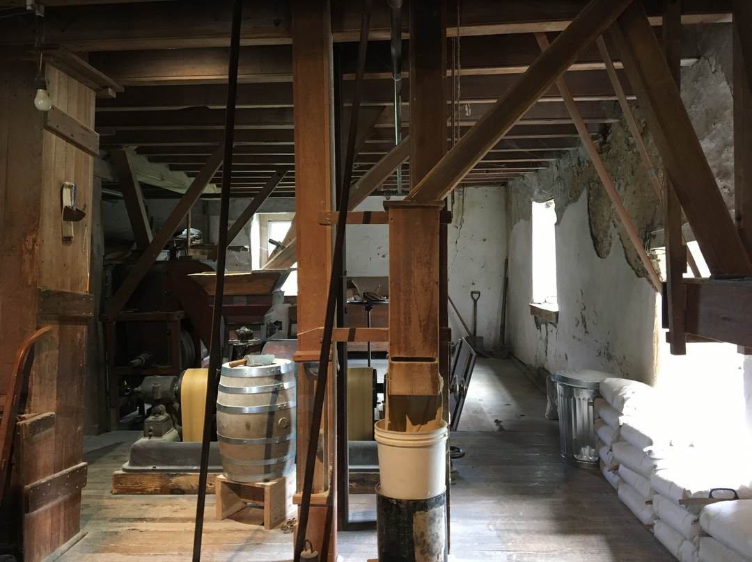 Mascot Roller Mills-Ronks必去景点