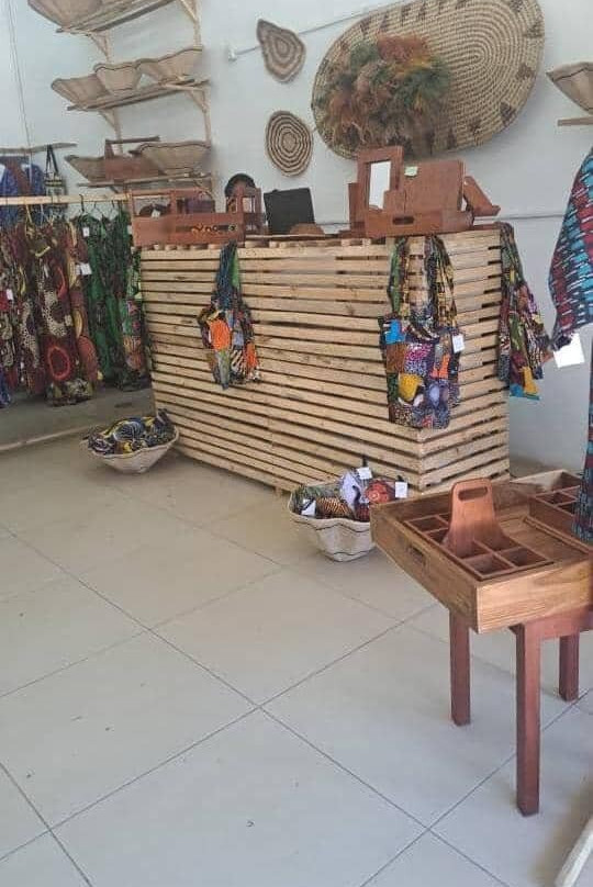 Chitenge Collections-李文斯顿必去景点