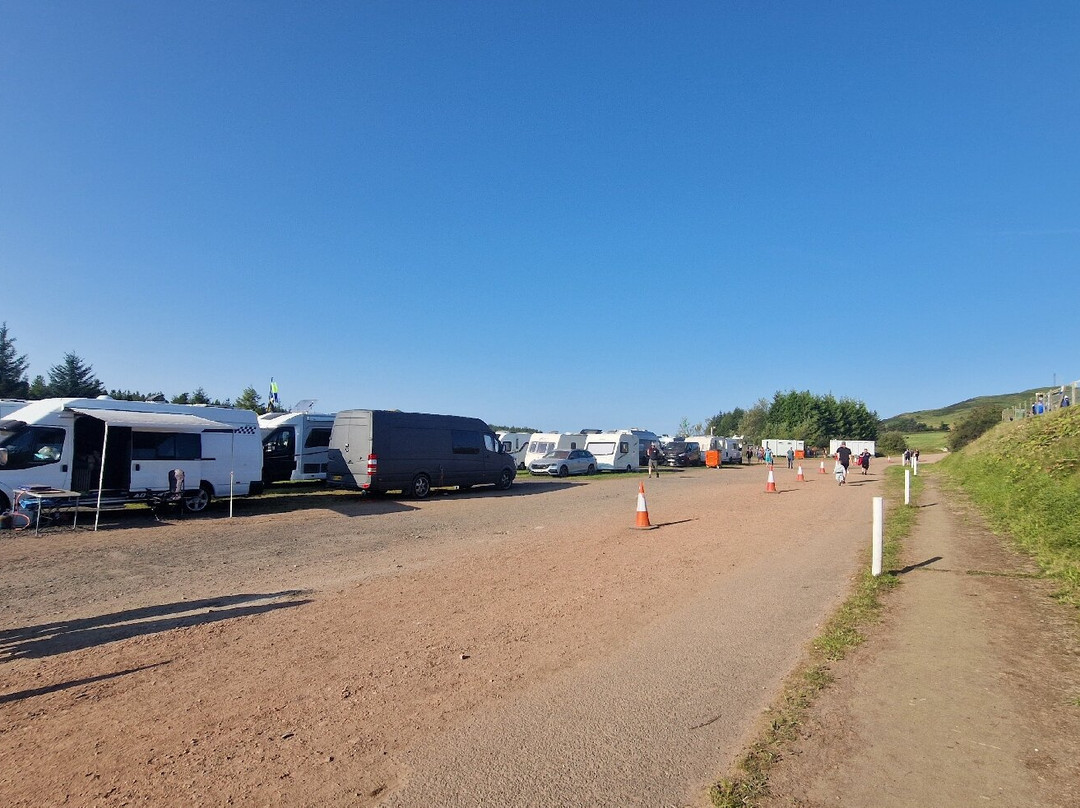 Knockhill Racing Circuit-丹弗姆林必去景点