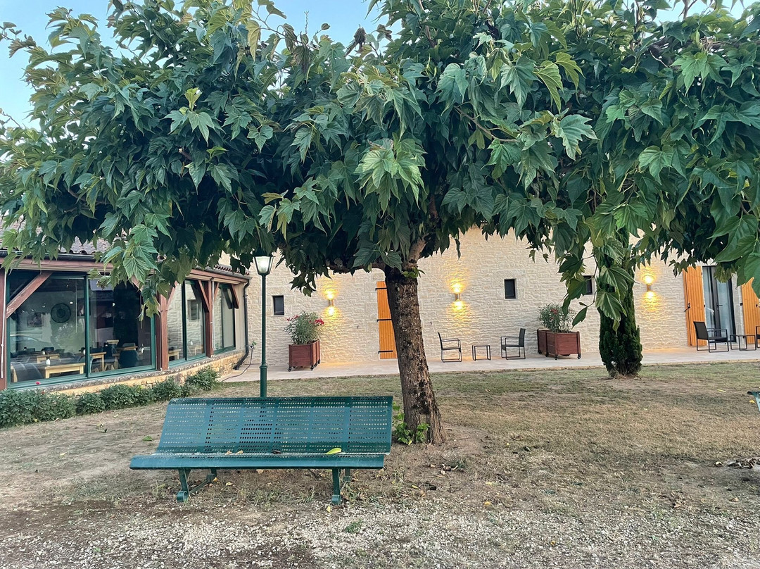 Hotel l'Oustal de Vezac主图