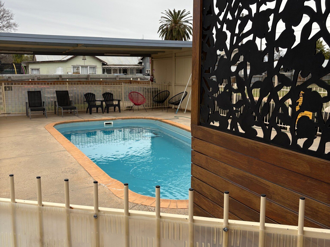 Highway Inn Motel主图