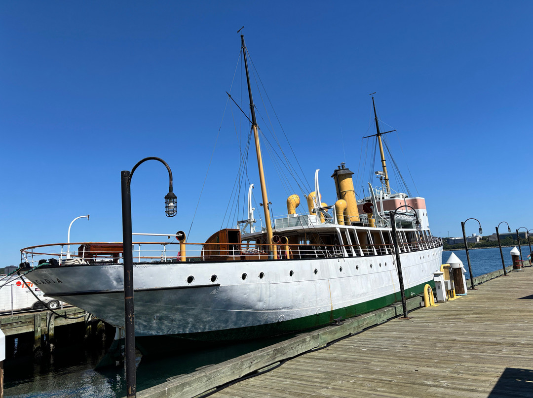 Halifax Waterfront Boardwalk-哈利法克斯必去景点