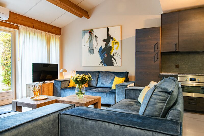 Gillishof Slowlife Holiday主图