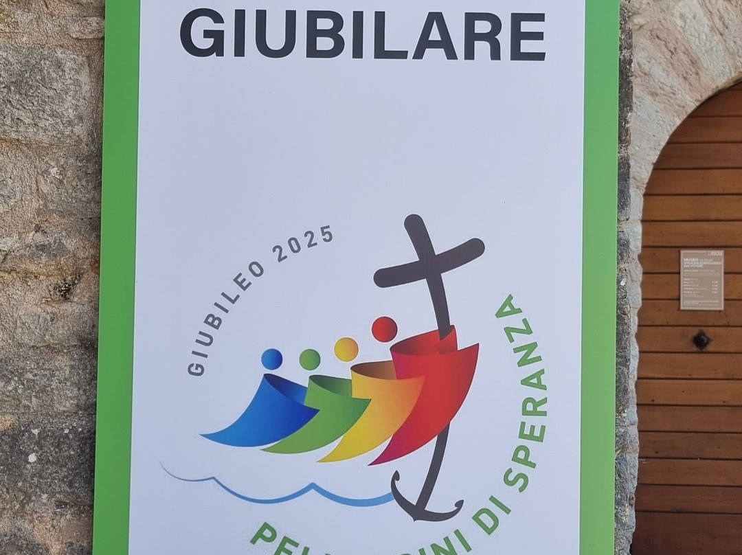 Abbazia di San Vittore delle Chiuse-Genga必去景点