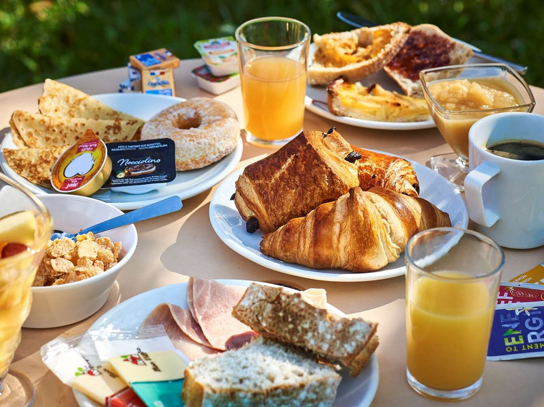 钟楼布里康特罗伯特酒店