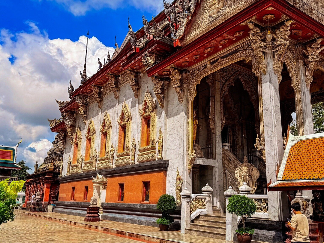 Wat Klang Bang Kaew-那空猜是必去景点