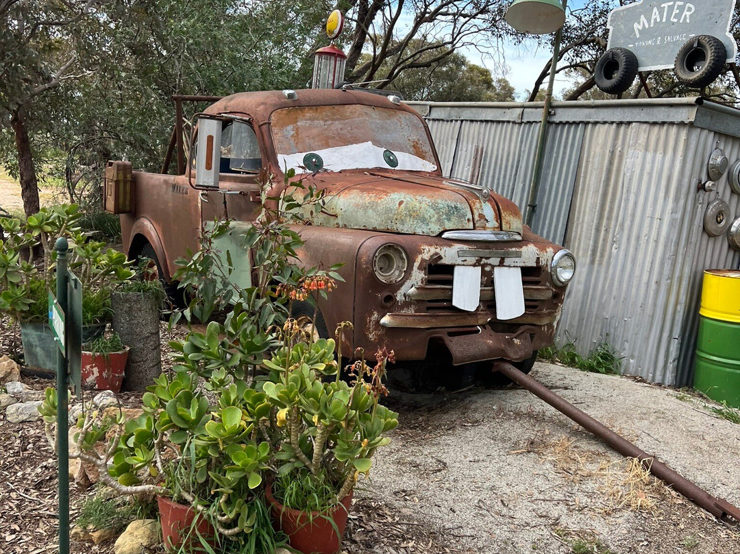 Piccoli’s Spanner Sculptures-Boort必去景点