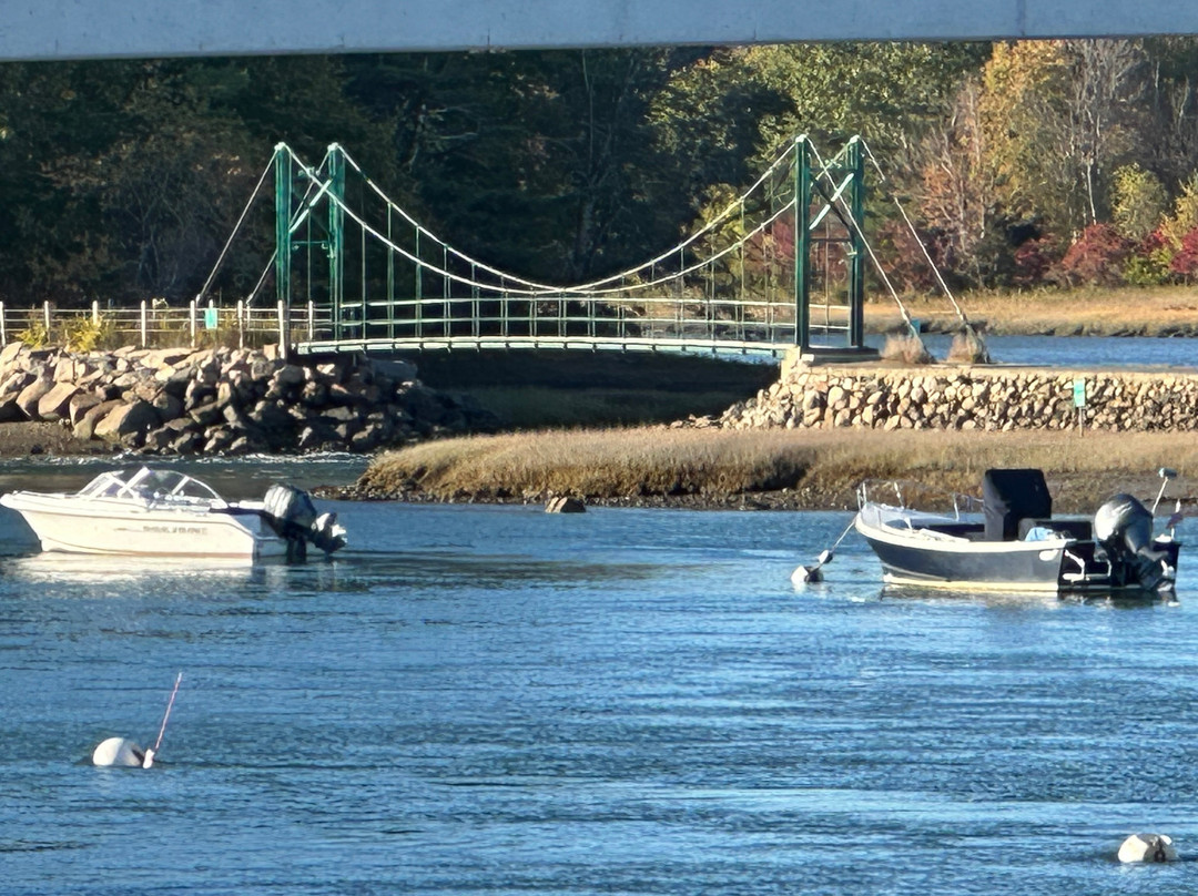 Wiggly Bridge-York Harbor必去景点