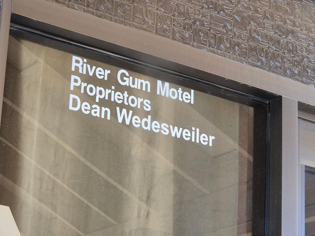 Rivergum Motel主图