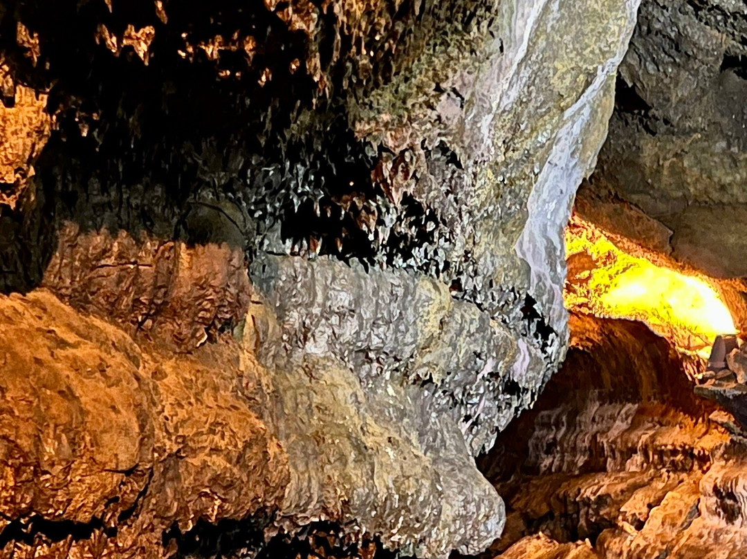 Gruta do Carvão-蓬塔德尔加达必去景点