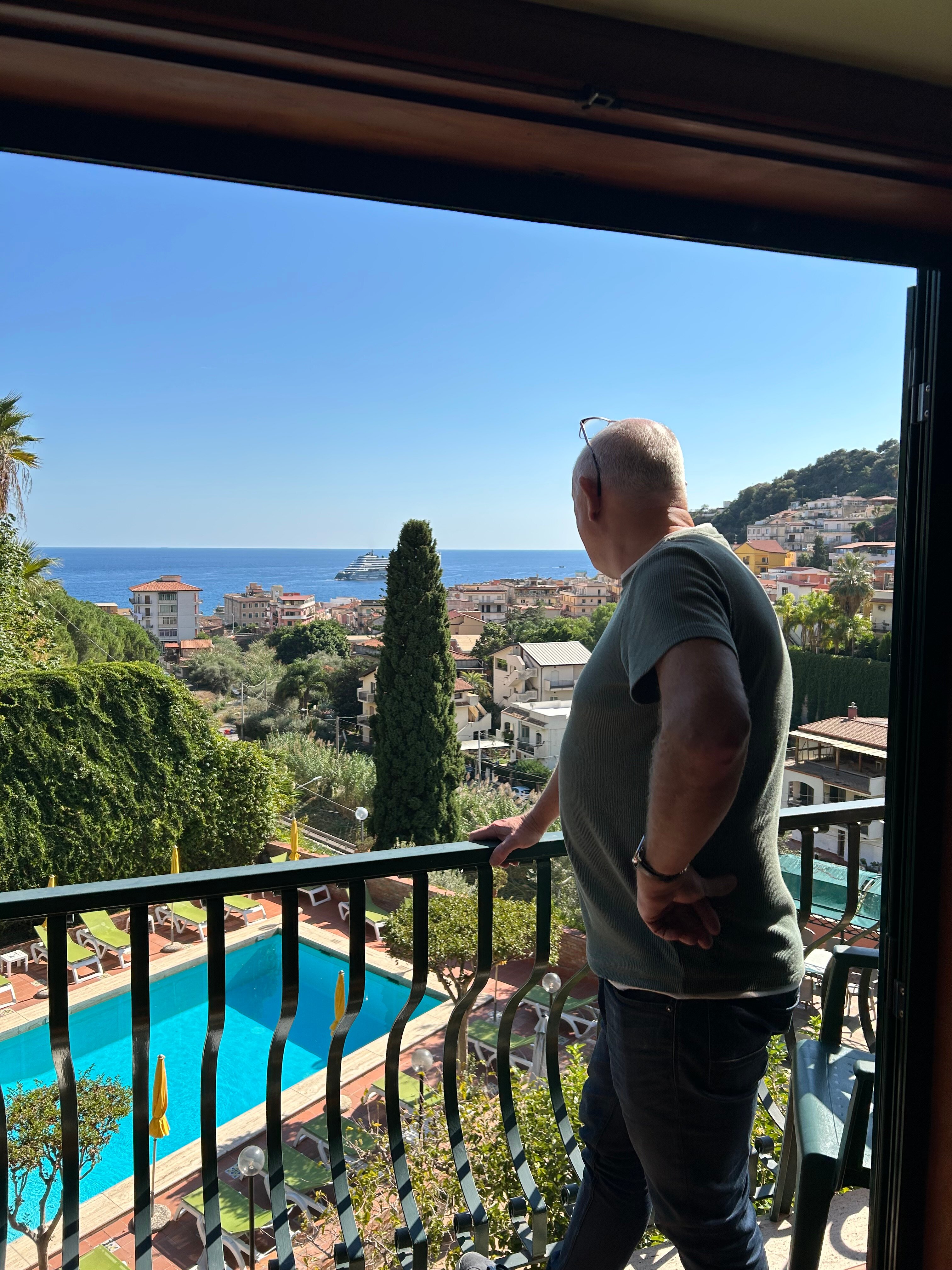 席理娜别墅酒店-官方