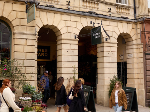 Shires Yard-巴斯必去景点