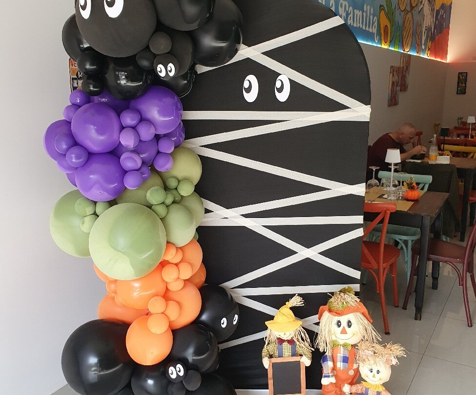 La Familia di Franklin Mora